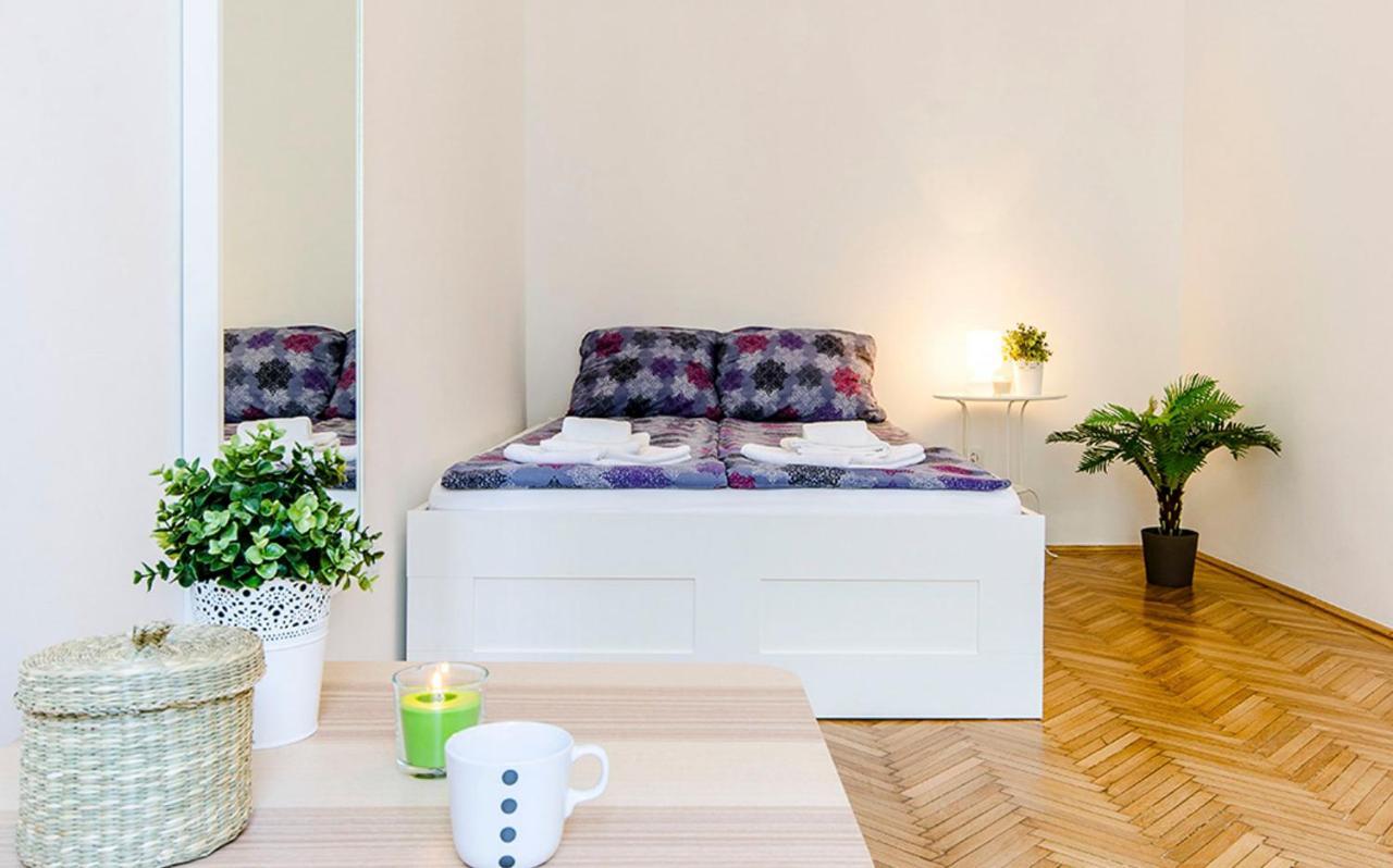Cozy 2 Bedroom Apartment In Terez Boulevard. بودابست المظهر الخارجي الصورة